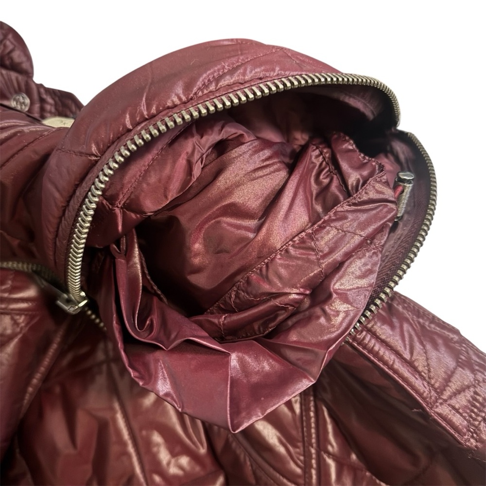 Burberry Quilted Burgundy / Mahogany Red Women's Puffer Jacket with Hood. XL NWT - Picture 6 of 9